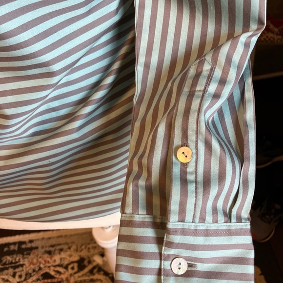 Foxcroft Heritage Non-Iron Button Down Blouse 8P EUC - Picture 11 of 11